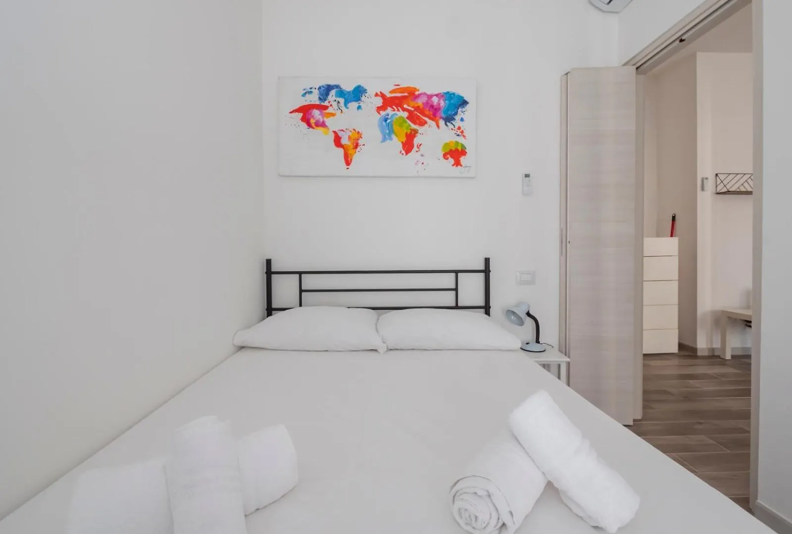 I-Host Apartment - Gressoney 6 Milano