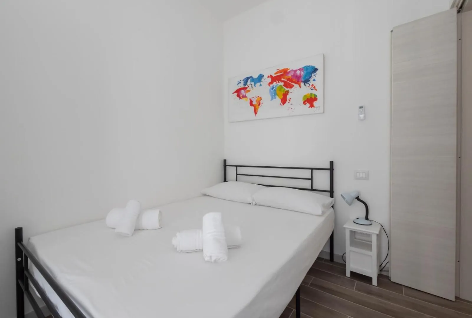 I-Host Apartment - Gressoney 6 Milano