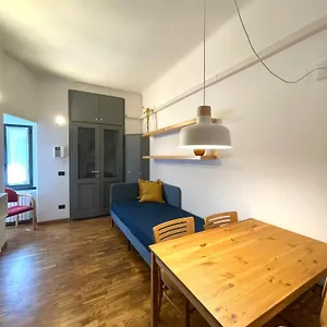 2* Ξενοδοχείο με διαμερίσματα Easy - And Navigli